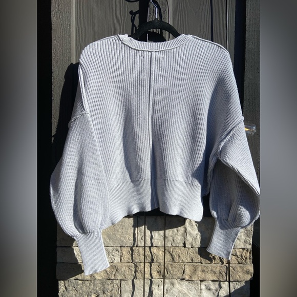 Aerie Light Gray Women's Crew Neck Knit Sweater - Picture 3 of 4